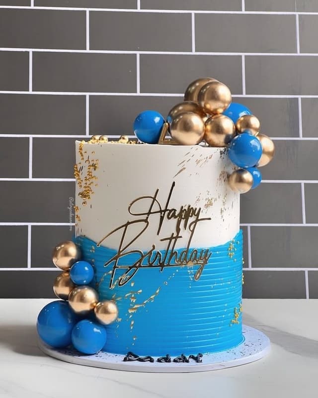 Shea Glow body butter cream cake